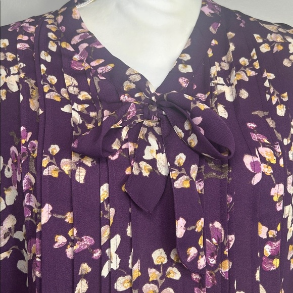 Lands' End Purple Floral Pulllover Pintuck Blouse w Tie Plus Size 18W - Picture 5 of 9